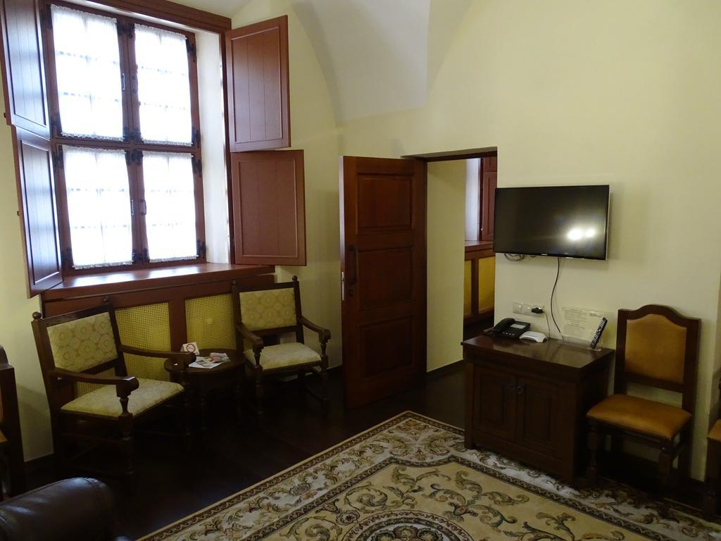 Hotel Monastyrski Minsk City Centre Zewnętrze zdjęcie