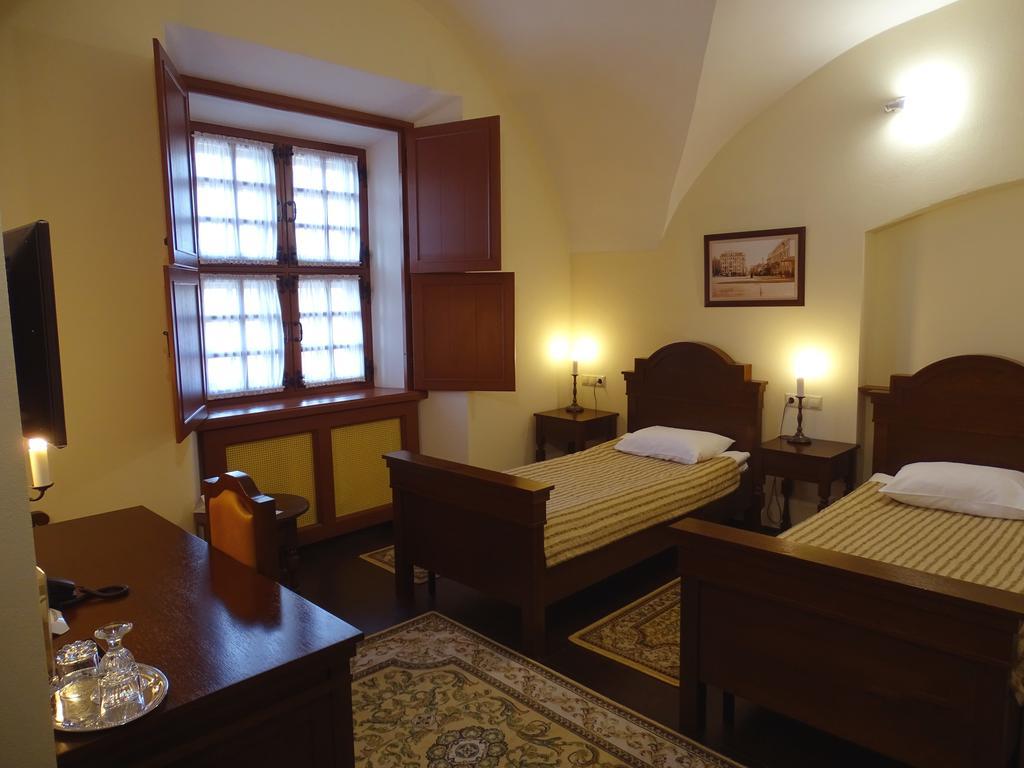 Hotel Monastyrski Minsk City Centre Zewnętrze zdjęcie