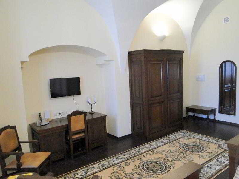 Hotel Monastyrski Minsk City Centre Zewnętrze zdjęcie